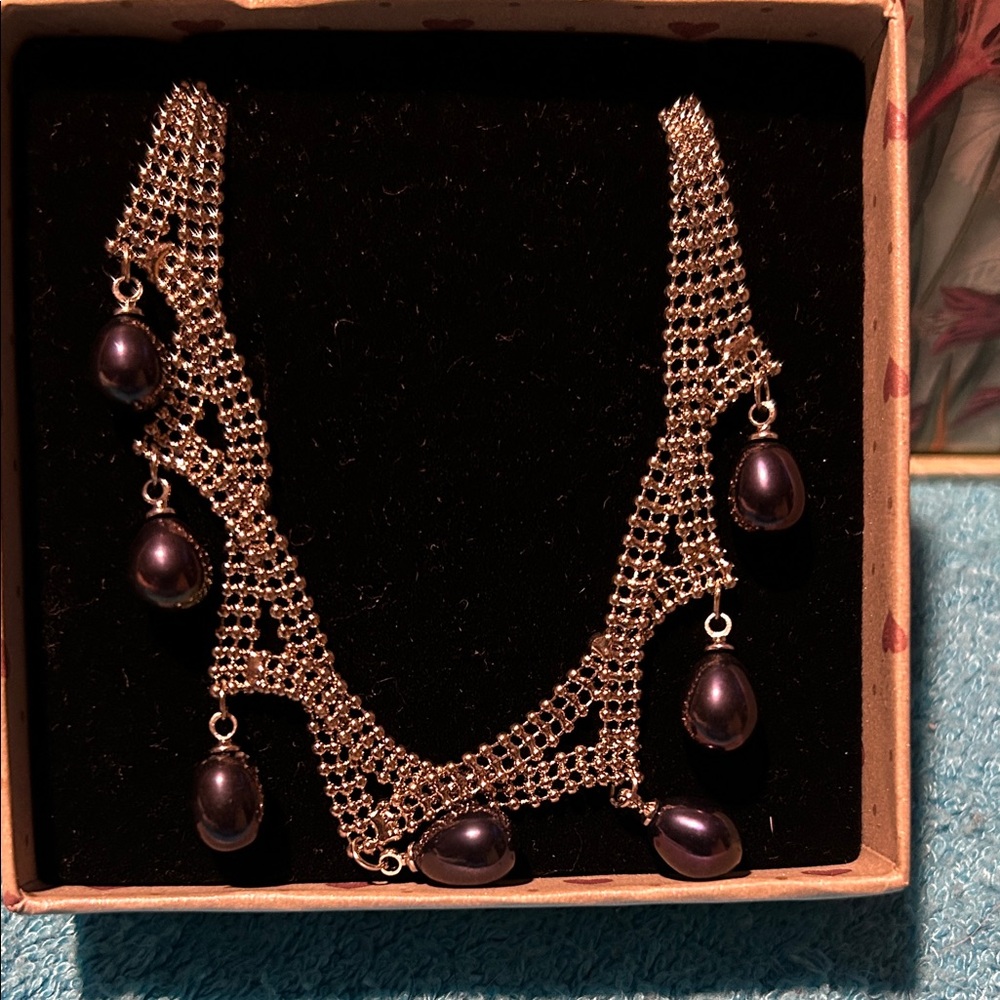Elegant Black Pearl Necklace